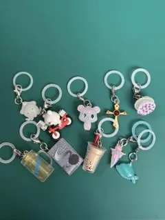 めじるしアクセサリー　めじるし　まとめ売り　キャラクターキーホルダー10個セット