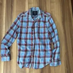 AMERICAN EAGLE OUTFITTERS 長袖シャツ