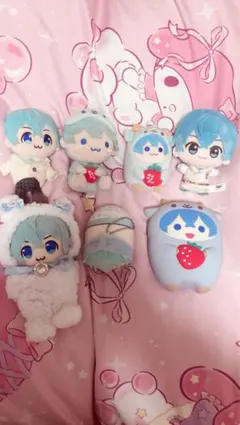 ころんくん ぬいぐるみキーホルダー シリコンポーチ まとめ売り