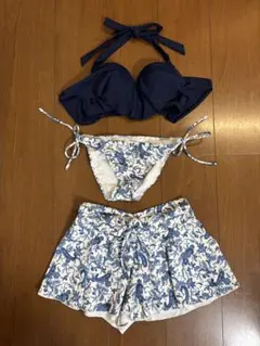 LAETITIA レリッタ　水着　ネイビー　セパレート　サンアイリゾートのサムネイル