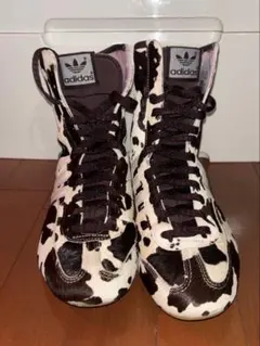 adidas RASANT MID スニーカー ブーツ 牛柄 - メルカリ