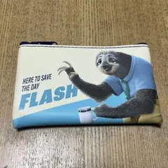 ズートピア　フラットミニポーチ　フラッシュ
