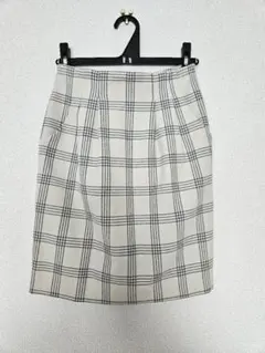 ホワイト/ブラック チェック タイトスカート