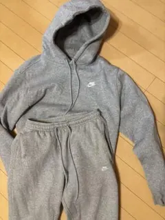 Nike グレースウェットセットアップ上下s