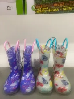 子供用 軽量雨靴 2セット。のサムネイル