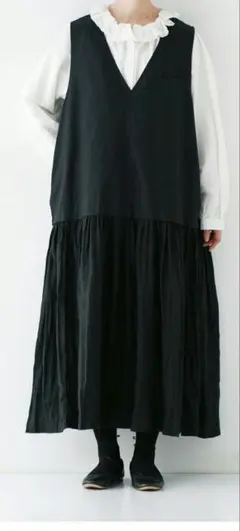 nest Robe Ｖネックノースリーブ切替ワンピース