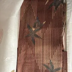 縞大島　葉模様のブラウン小紋着物