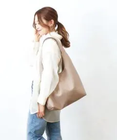 ソフトラウンドワンハンドルバッグ トート ベージュ 5282