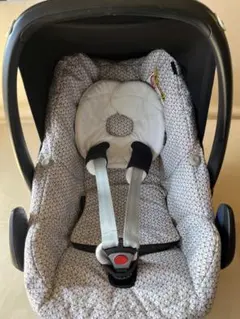 マキシコシ　チャイルドシート　Maxi-Cosi Pebble ペブル