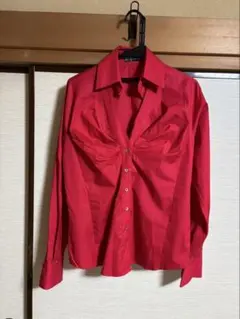 フェラガモ レッドシャツ L