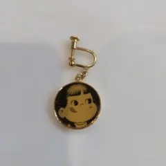 片耳のみ ペコちゃん イヤリング ゴールドカラー