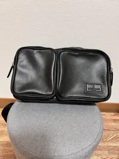 LET DREAM ブラック ボディバッグ