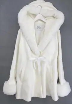 CECIL McBEE セシルマクビー フード ファー コート M ホワイト