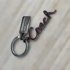 Coach 　メタルキーホルダー 　ロゴ　パープル 　プレート