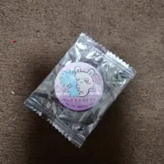 ちいかわ 缶バッチ モモンガ