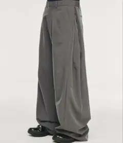 SIGNATURE Multi-tuck wide slacks Mサイズ