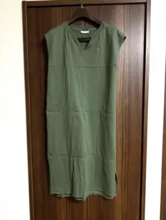BEAMS別注ラコステカーキワンピ