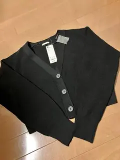 専用出品　新品未使用　GU クロップドカーディガン　Mサイズ ブラック