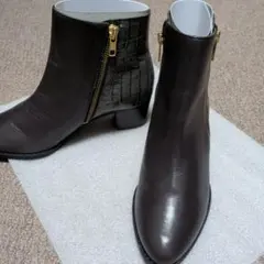 値下げしました！ダークブラウン×グレー（ クロコ調）ショートブーツ