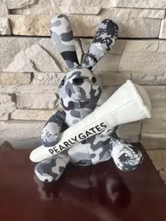 PEARLY GATES ウサギ⛳️ボールポーチ カモ柄のサムネイル