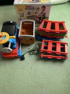 D02A1E1）まとめ売り　乗り物セット　電動　レールカー　都電　10両セット 在庫有りロールプレイ スチームトレイン ライドオン トイ レール付き きかんしゃ 電動乗用玩具 6V 電動乗用カー 乗り物 電動自動車 電動カー  充電式 バッテリー 子供用 玩具 おもちゃ Rollplay Steam Train 6 Volt Children\u0027s Battery