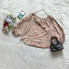 マジェスティックレゴン ブラウス 花柄 刺繍 F ボリューム ふんわり レトロのサムネイル