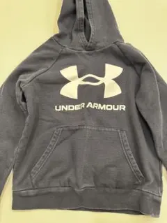 Under Armour グレー パーカー M