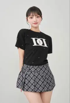 ダーリッチキルティングアップリケビジューTシャツ ブラック - メルカリ