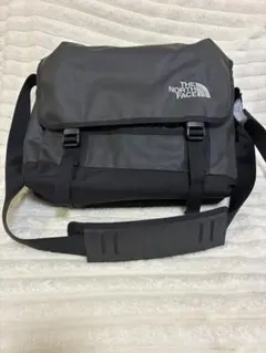 THE NORTH FACE メッセンジャーバッグ ブラックのサムネイル