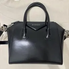 希少】 Givenchy Antigona Robot Clutch Bag - メルカリ