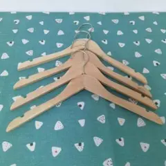 木のハンガー
