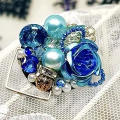 【ハンドメイド品】小さいブローチ 空色