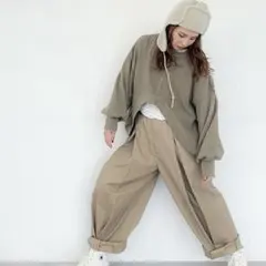 ニコアンド...スウェット　トレーナー　カーキ　Mサイズ