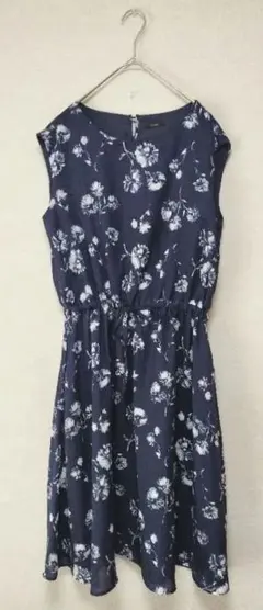 美品　URBAN RESEARCH ROSSO　ウエストギャザーワンピース　F