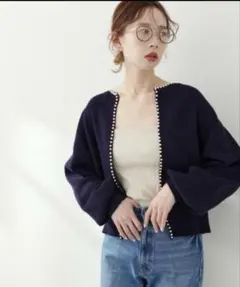 ナチュラルクチュール　パールトリムクルーネックカーディガン　ネイビー