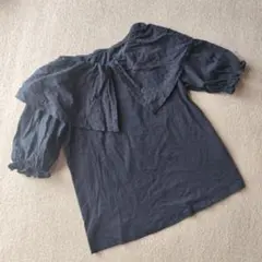 GU　150 フリル付きネイビーTシャツ