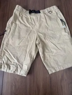 PUMA ハーフパンツ　短パン　Mサイズ　ベージュ