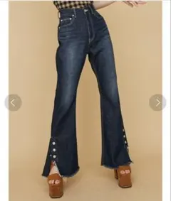 Item thumbnail for item 7acd3cc6-ca2c-480a-aac2-90add64de3f7