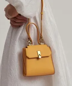 CHARLES&KEITH ジオメトリック トップハンドルチェーンリンクバッグ