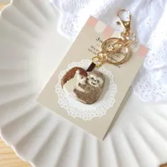 大好きギュギュギュっとハリネズミとナマケモノ刺繍キーホルダー