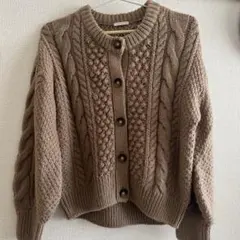 GU ブラウン ケーブル編み ニットカーディガン