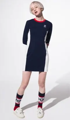 【タグ付き新品】Reebok ワンピース トリコロールのサムネイル
