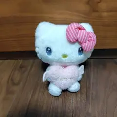 ハローキティ ぬいぐるみ ハート付き 約15cm