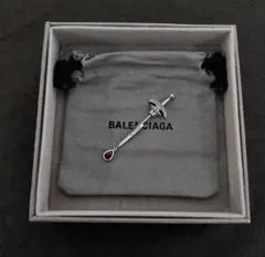 美品】BALENCIAGA 24SS GOTH SWORD シルバー ピアス - メルカリ