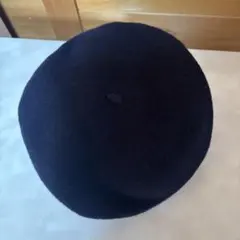 紺色　ベレー帽