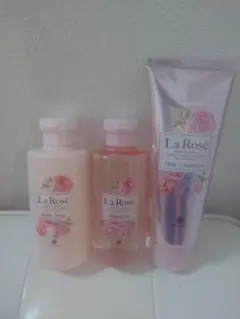 ハウスオブローゼ La Rose シャンプー ボディソープ トリートメントのサムネイル