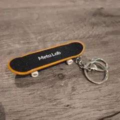 Meta Lab ミニスケートボード キーホルダー付き