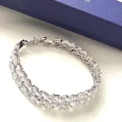 美品　スワロフスキー　テニスブレスレットデラックス　ミックス　箱付き　クリスタル