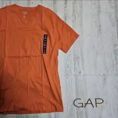 GAP　VネックTシャツ