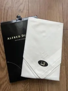 dunhill メンズハンカチ ホワイト ロゴ刺繍のサムネイル
